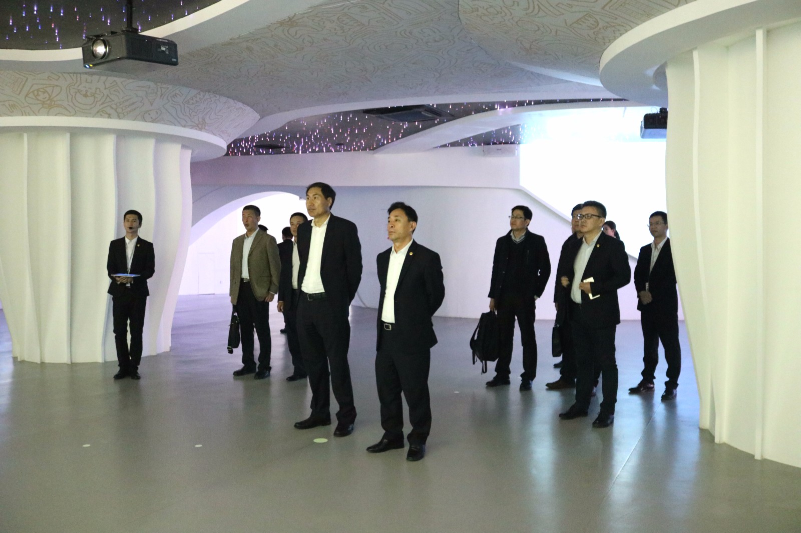 北京东方国信科技股份有限公司董事长管连平到中国东信