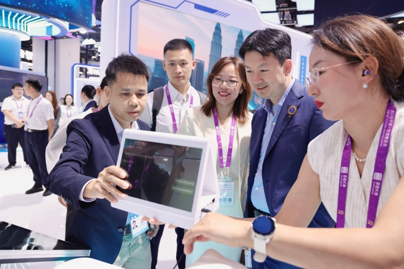 1790218128272072625.jpg 微信图片_20260921143733_130_299.jpg