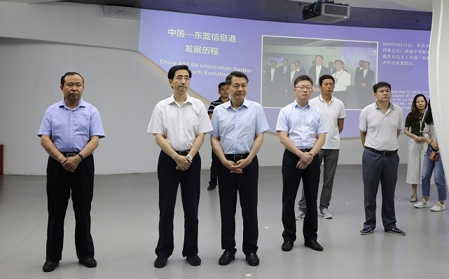 宁夏自治区人大副主任彭友东到中国东信调研